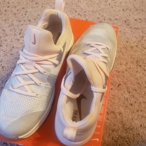 Brand New!!!W Nike Metcon Flyknit 3